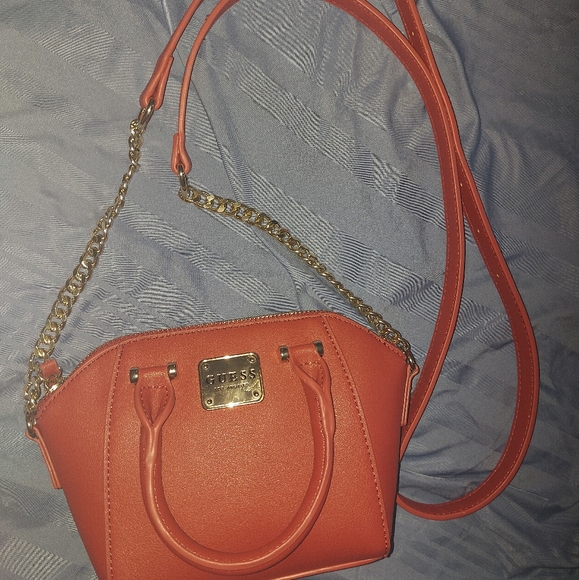 Guess Mini Crossbody - Picture 3 of 4